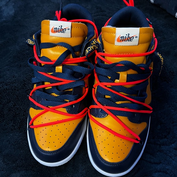 Dunks - Picture 5 of 7